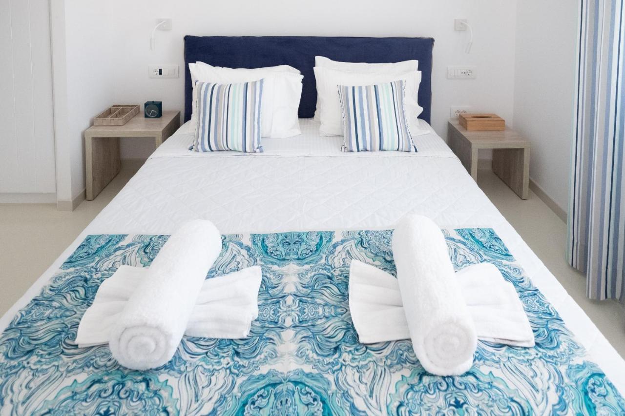 The Mykonist Seaside Villas & Suites Ornos By Amaris Mykonos Town Extérieur photo